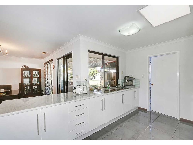 3 Sharpe Way, High Wycombe WA 6057