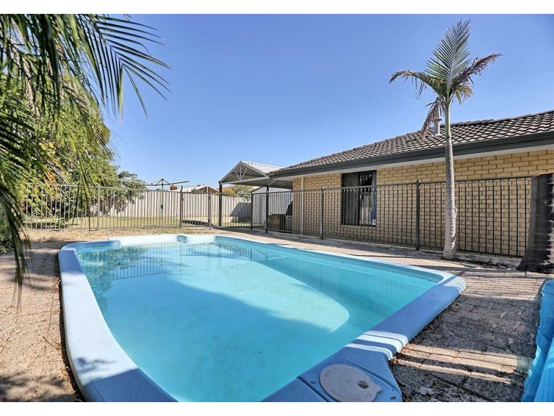 3 Sharpe Way, High Wycombe WA 6057