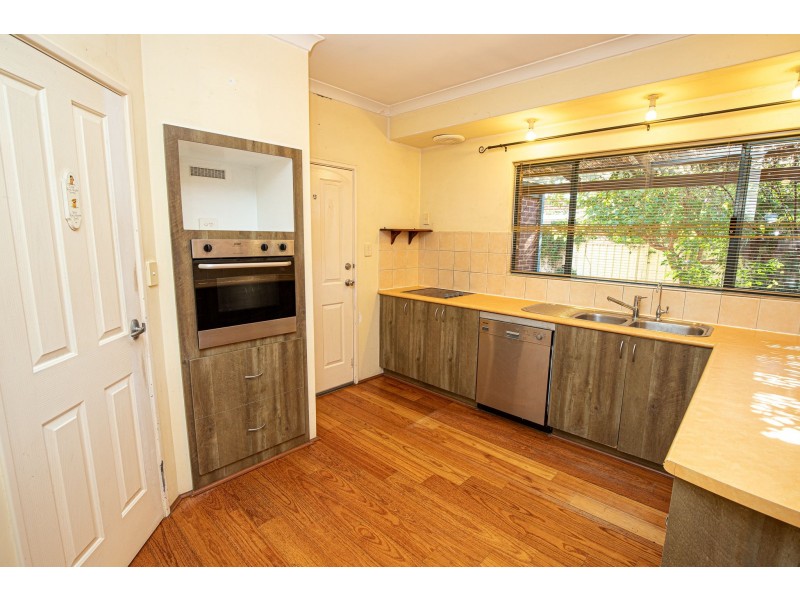 20 Lambertia Crescent, High Wycombe WA 6057