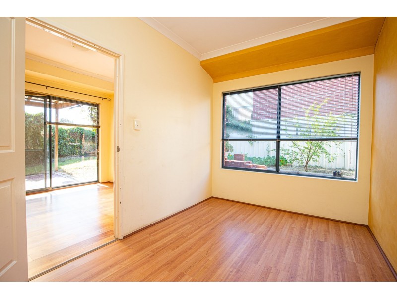 20 Lambertia Crescent, High Wycombe WA 6057