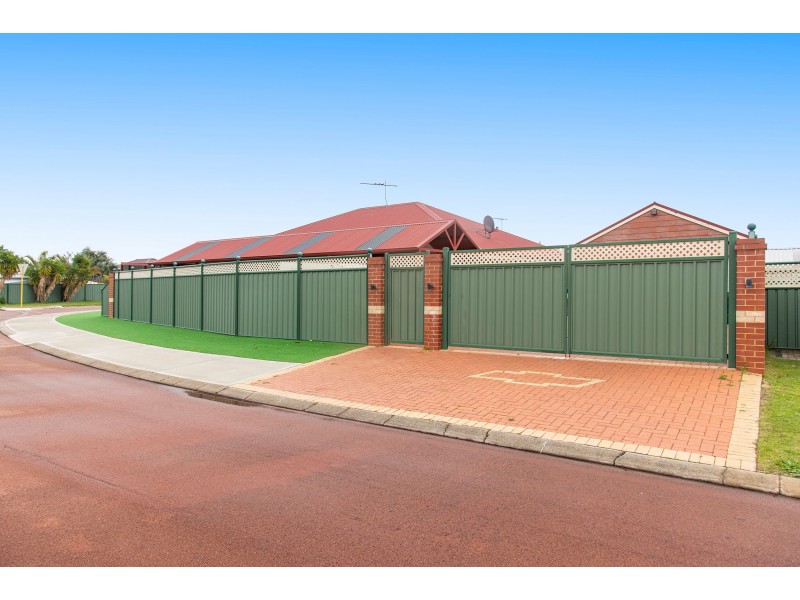 58 Larwood Crescent, High Wycombe WA 6057