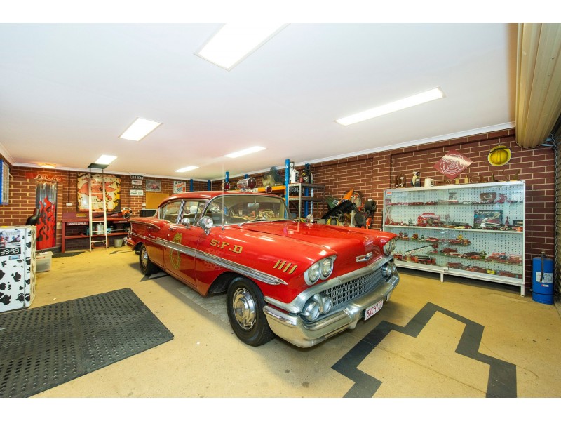 58 Larwood Crescent, High Wycombe WA 6057