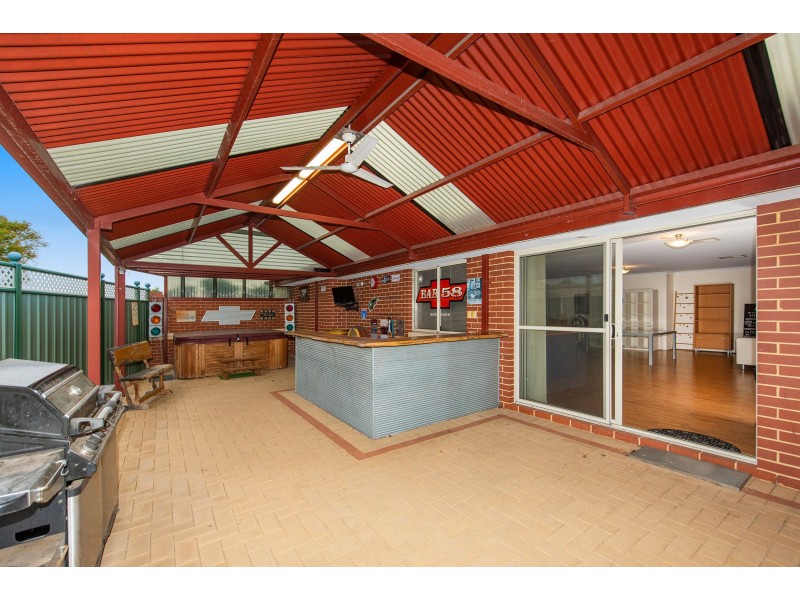 58 Larwood Crescent, High Wycombe WA 6057