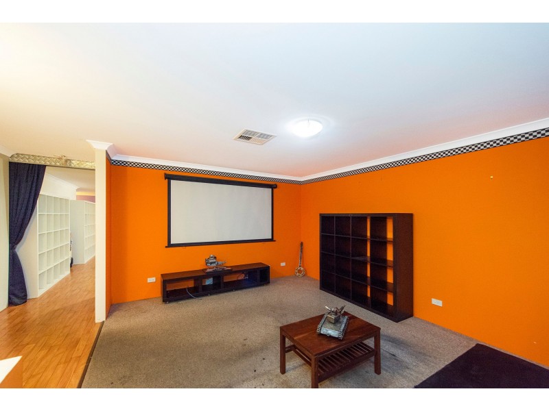 58 Larwood Crescent, High Wycombe WA 6057