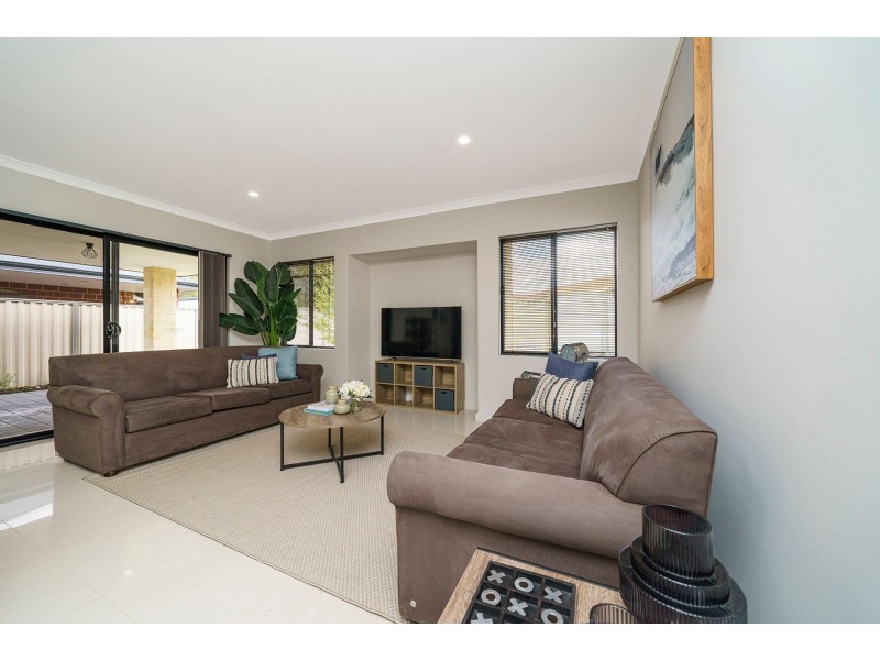 12 Bluebell Avenue, High Wycombe WA 6057