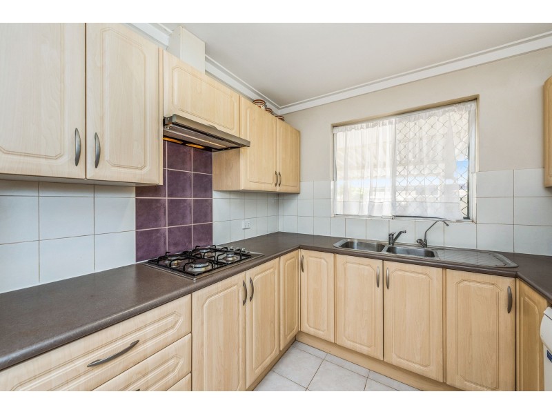 7 Hawkevale Road, High Wycombe WA 6057