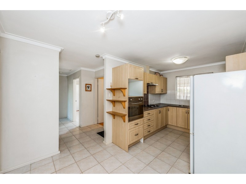 7 Hawkevale Road, High Wycombe WA 6057