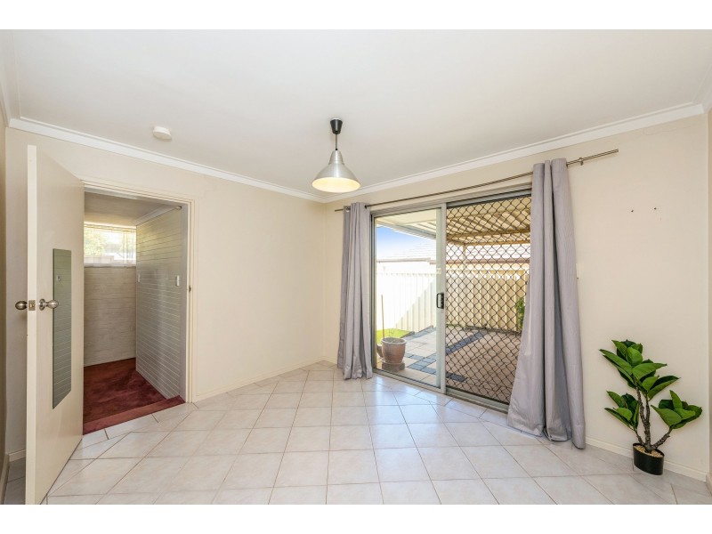 7 Hawkevale Road, High Wycombe WA 6057