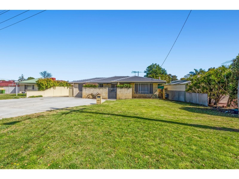 7 Hawkevale Road, High Wycombe WA 6057