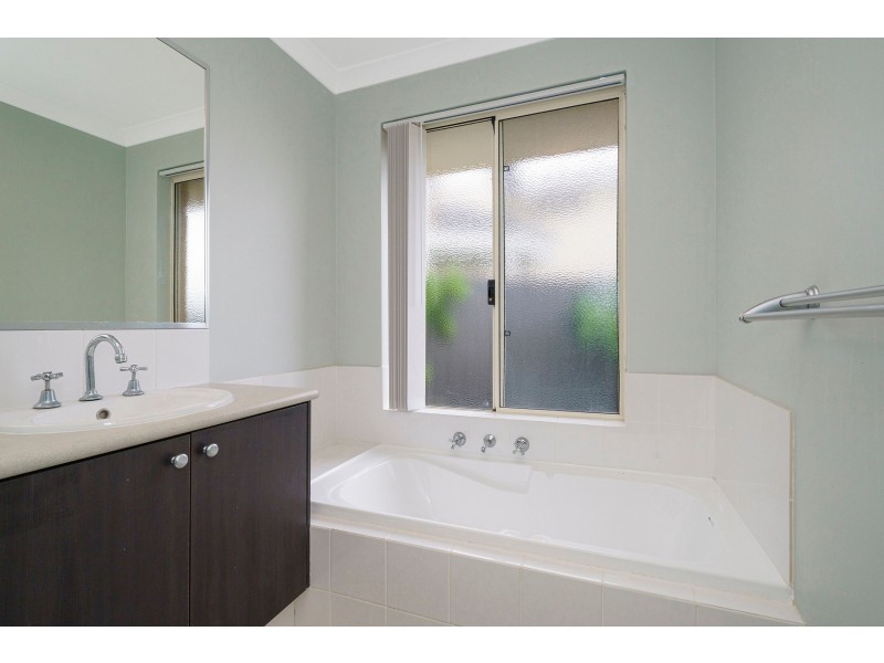 36 Nottingham Green, High Wycombe WA 6057