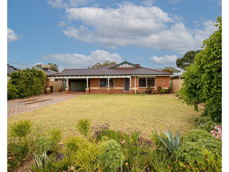 53 Hardey East Road, Wattle Grove WA 6107