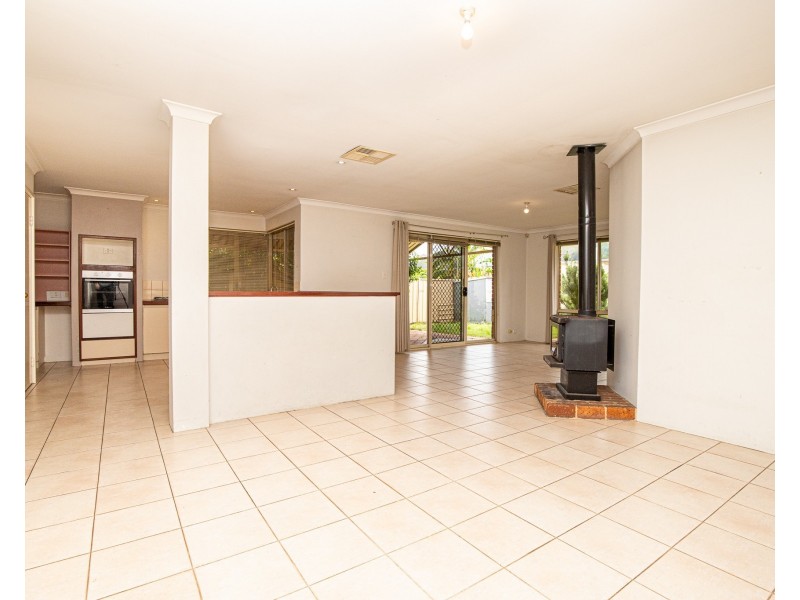 53 Hardey East Road, Wattle Grove WA 6107