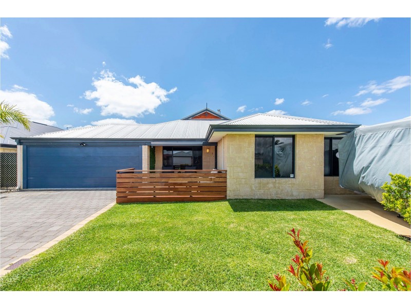 5 Banks Place, High Wycombe WA 6057