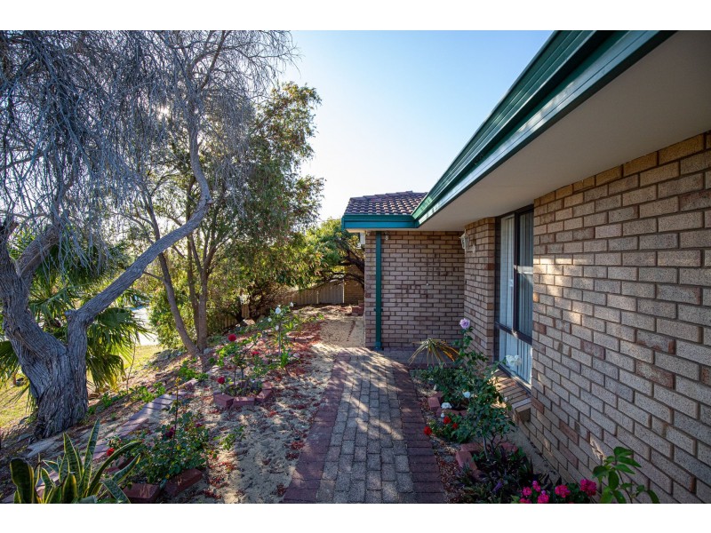 157 Elderberry Drive, South Lake WA 6164