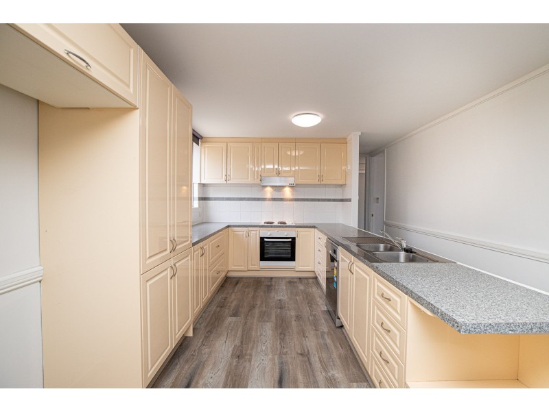 21 Noel Street, Helena Valley WA 6056