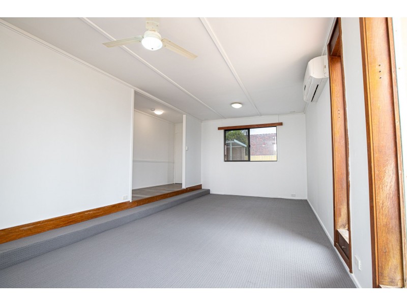 21 Noel Street, Helena Valley WA 6056