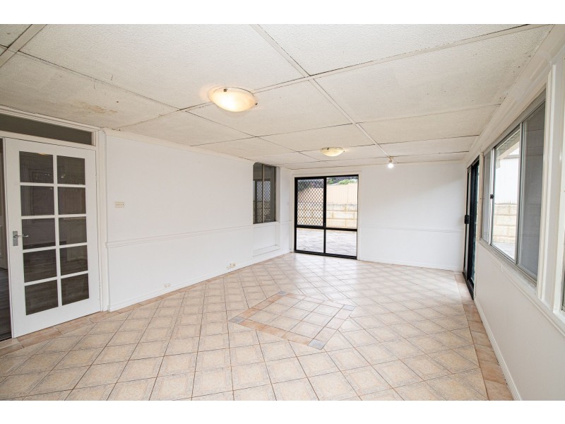 21 Noel Street, Helena Valley WA 6056