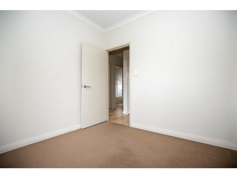 5/3 Kaoriki Court, Maida Vale WA 6057