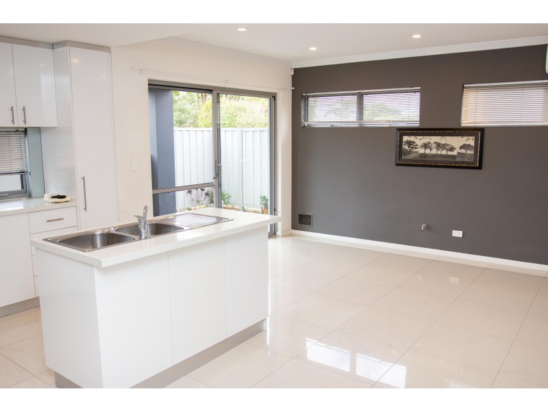 1/19 Frederic Street, Midland WA 6056