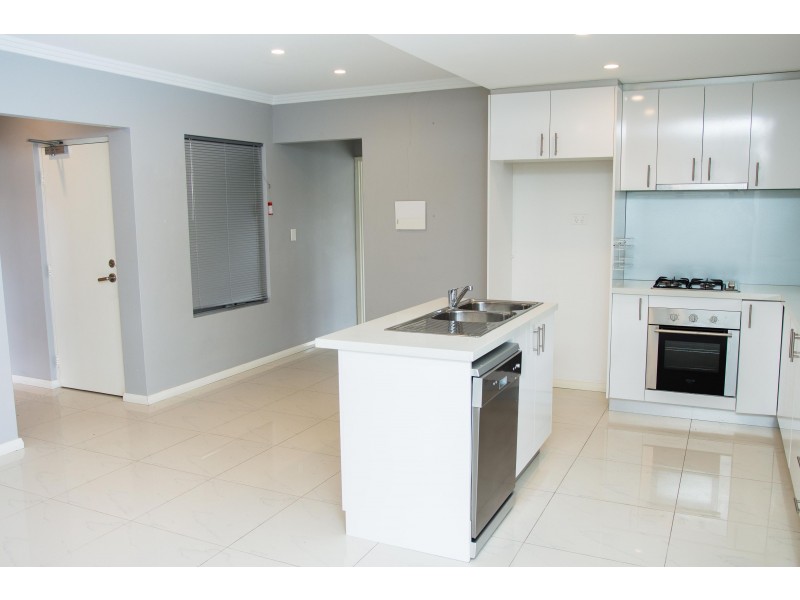 1/19 Frederic Street, Midland WA 6056