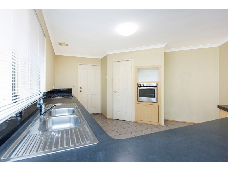 4 Catspaw Way, High Wycombe WA 6057
