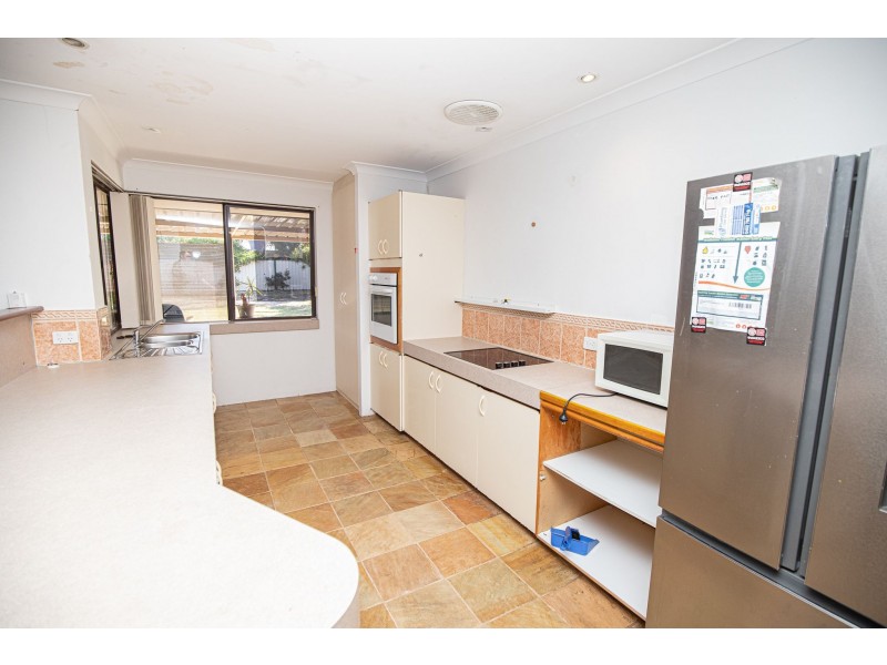 26 Kenneth Road, High Wycombe WA 6057