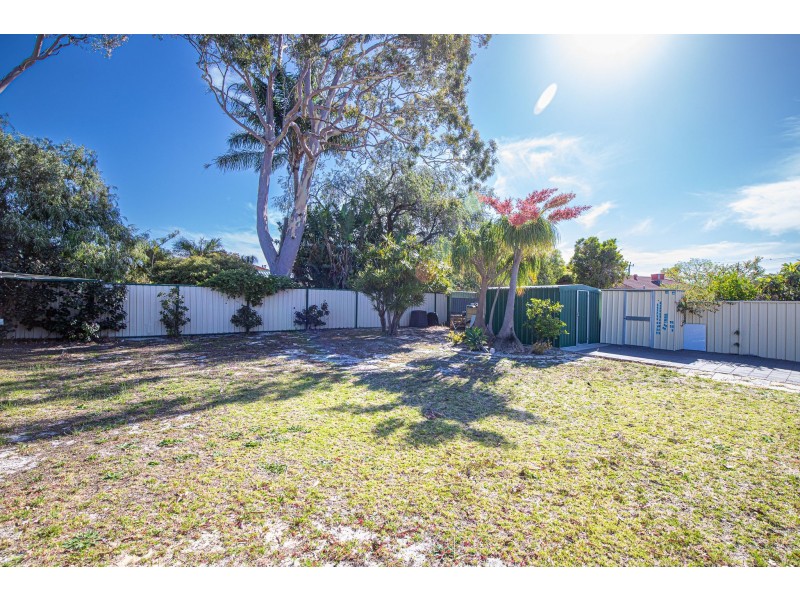 26 Kenneth Road, High Wycombe WA 6057