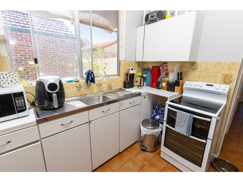 26 Kidman Avenue, South Guildford WA 6055