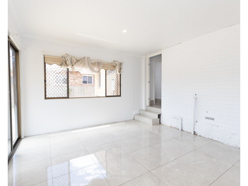 8 Barbary Road, High Wycombe WA 6057