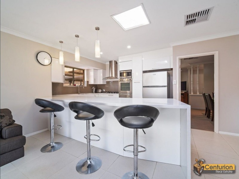 5 Curtis Street, Lesmurdie WA 6076