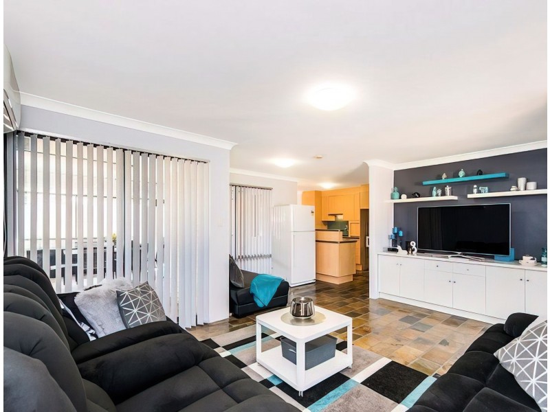 4/83 Epsom Avenue Redcliffe, Redcliffe WA 6104