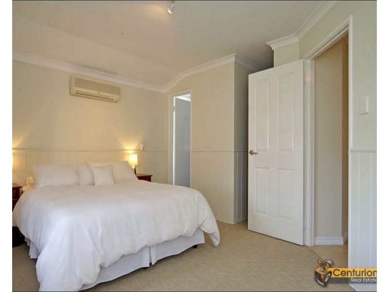 5 Warnt Court, South Guildford WA 6055