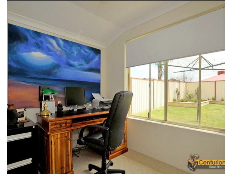 5 Warnt Court, South Guildford WA 6055