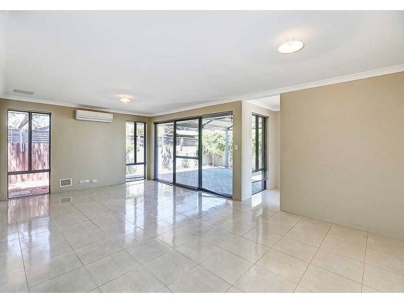 4A Somerset Street, Forrestfield WA 6058