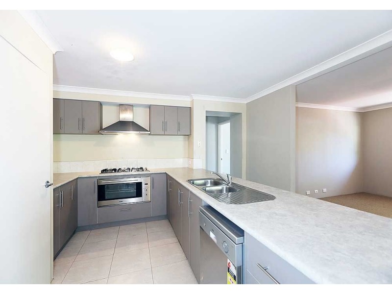 4A Somerset Street, Forrestfield WA 6058