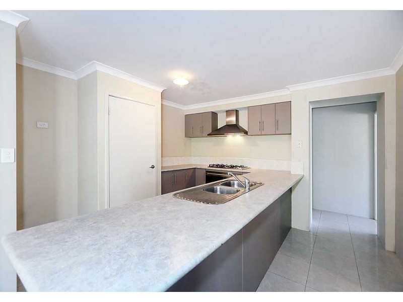 4A Somerset Street, Forrestfield WA 6058