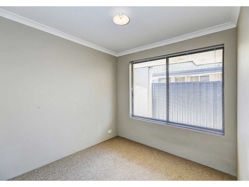 4A Somerset Street, Forrestfield WA 6058