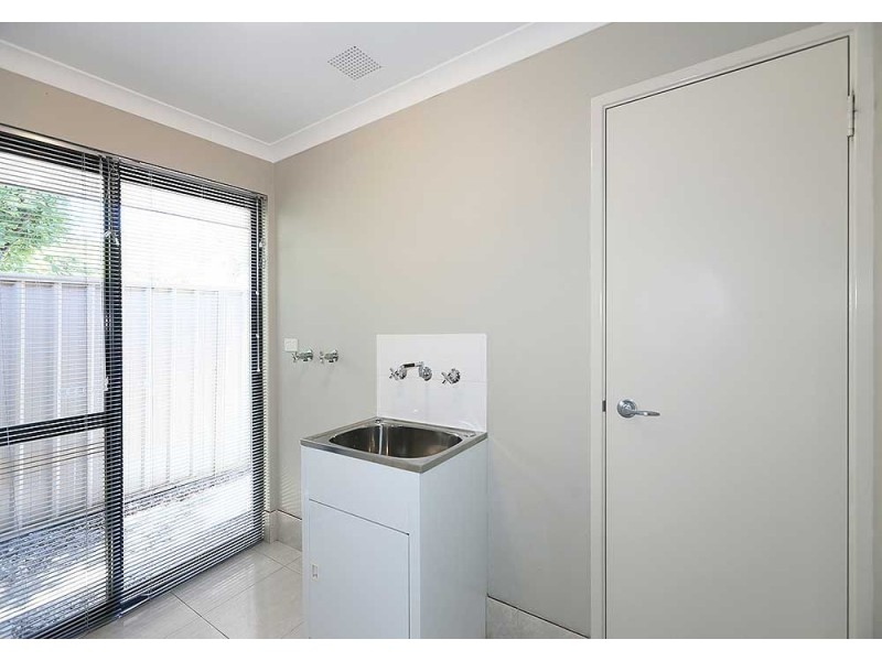 4A Somerset Street, Forrestfield WA 6058