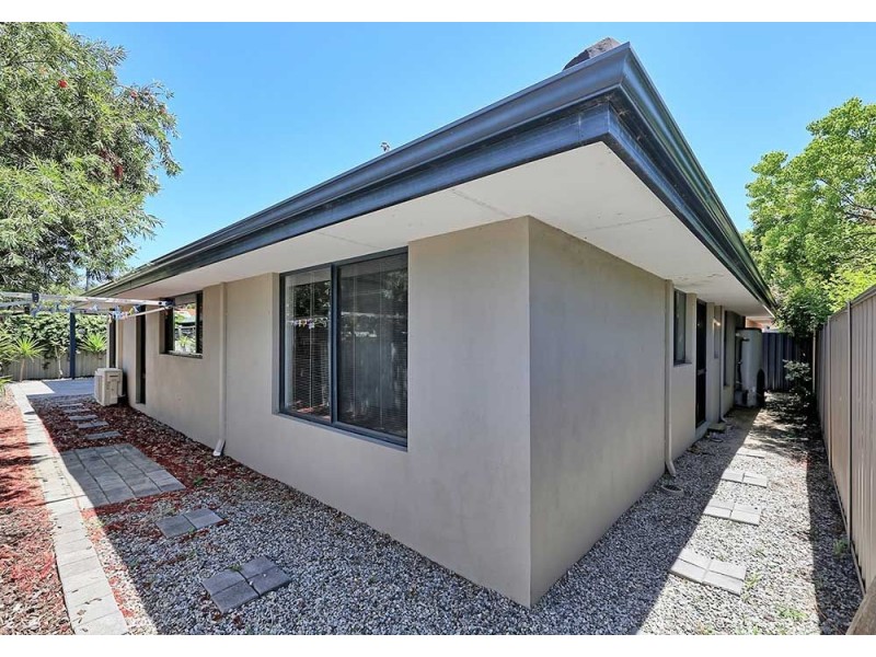 4A Somerset Street, Forrestfield WA 6058