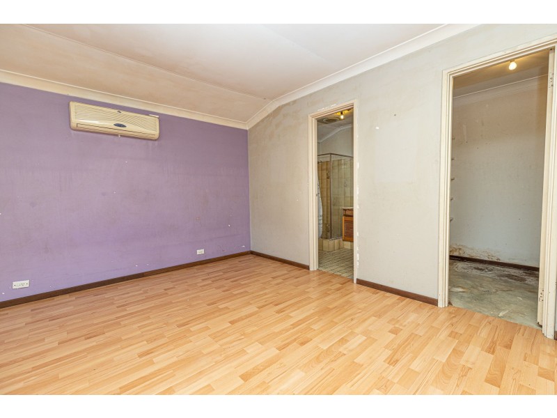 52 Tallerack Way, Forrestfield WA 6058