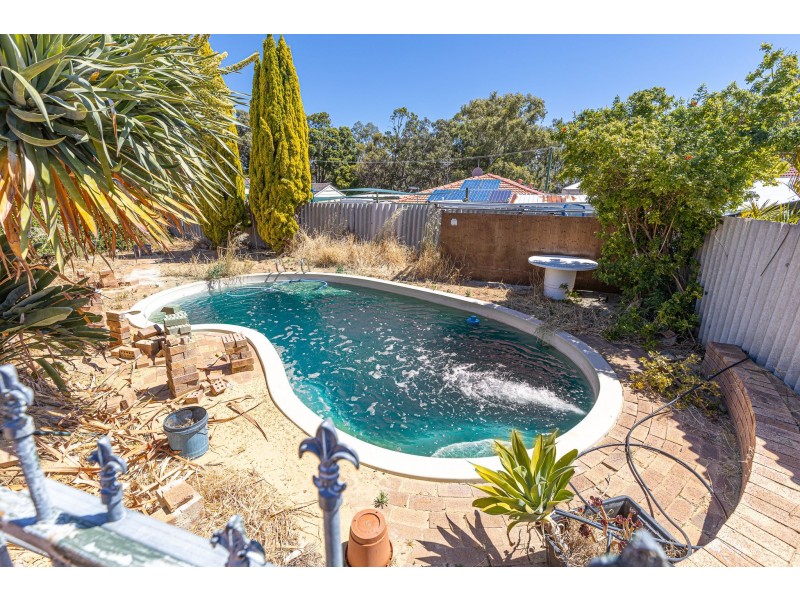 52 Tallerack Way, Forrestfield WA 6058