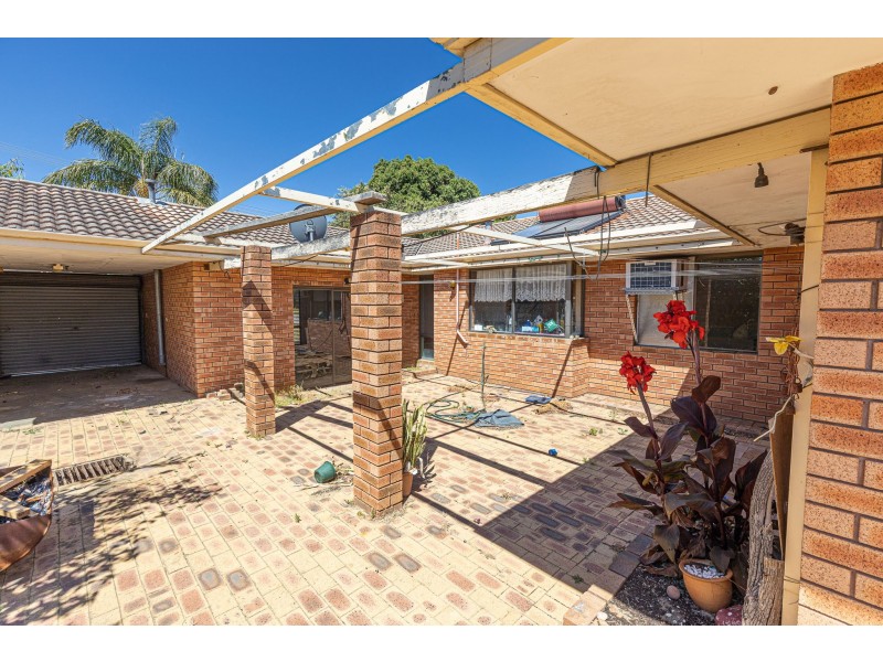 52 Tallerack Way, Forrestfield WA 6058