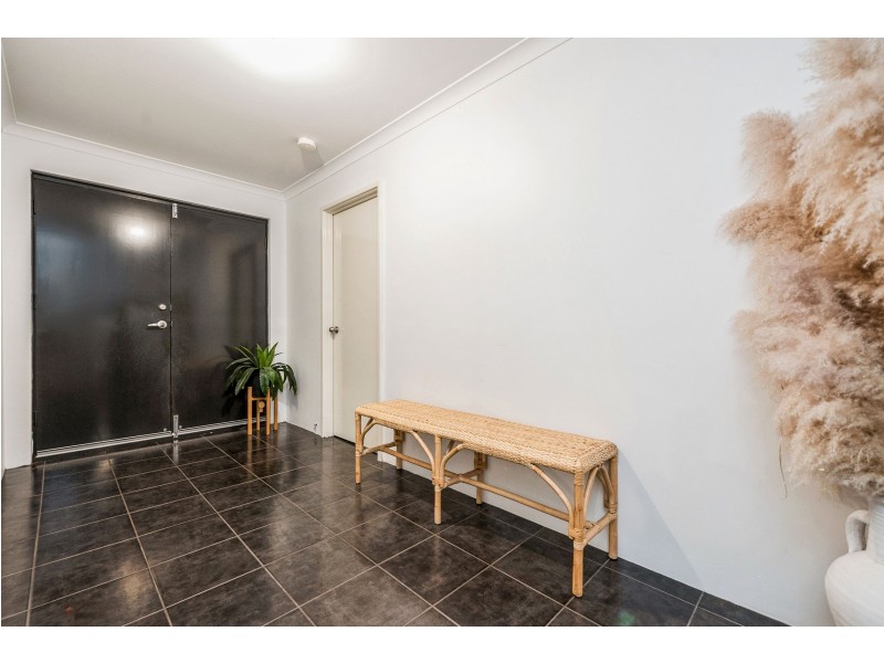 1B Jarril Place, Koongamia WA 6056