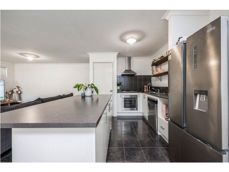 1B Jarril Place, Koongamia WA 6056