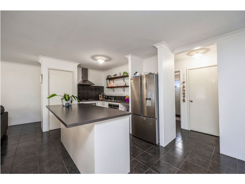 1B Jarril Place, Koongamia WA 6056