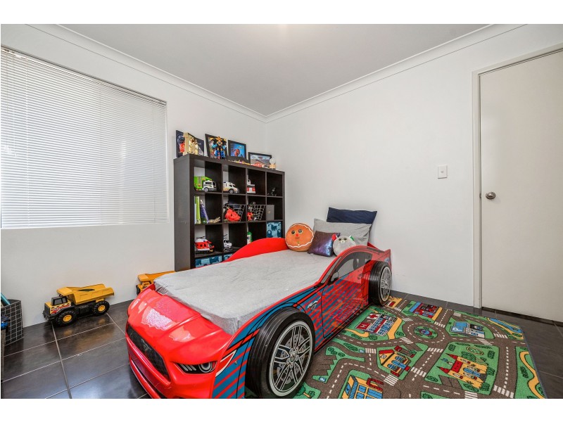 1B Jarril Place, Koongamia WA 6056