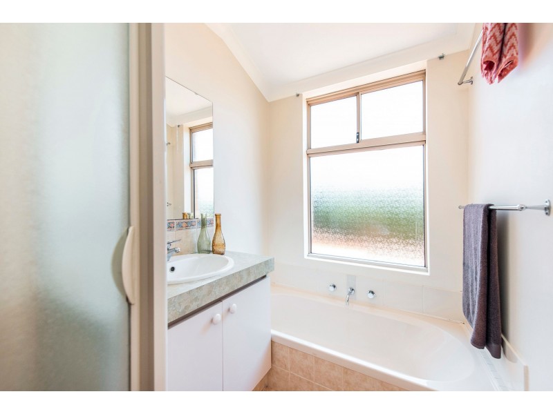 152 Waterhall Road, South Guildford WA 6055