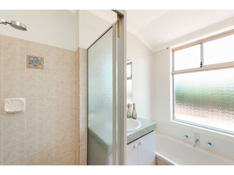 152 Waterhall Road, South Guildford WA 6055