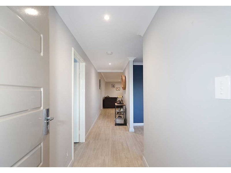 9 Lomandra Road, Helena Valley WA 6056