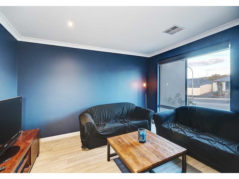 9 Lomandra Road, Helena Valley WA 6056